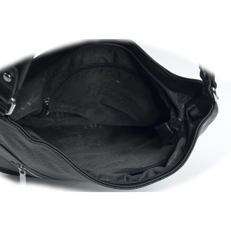 Czarna duża torba z przegrodą wewnątrz - model w formie worka na ramię