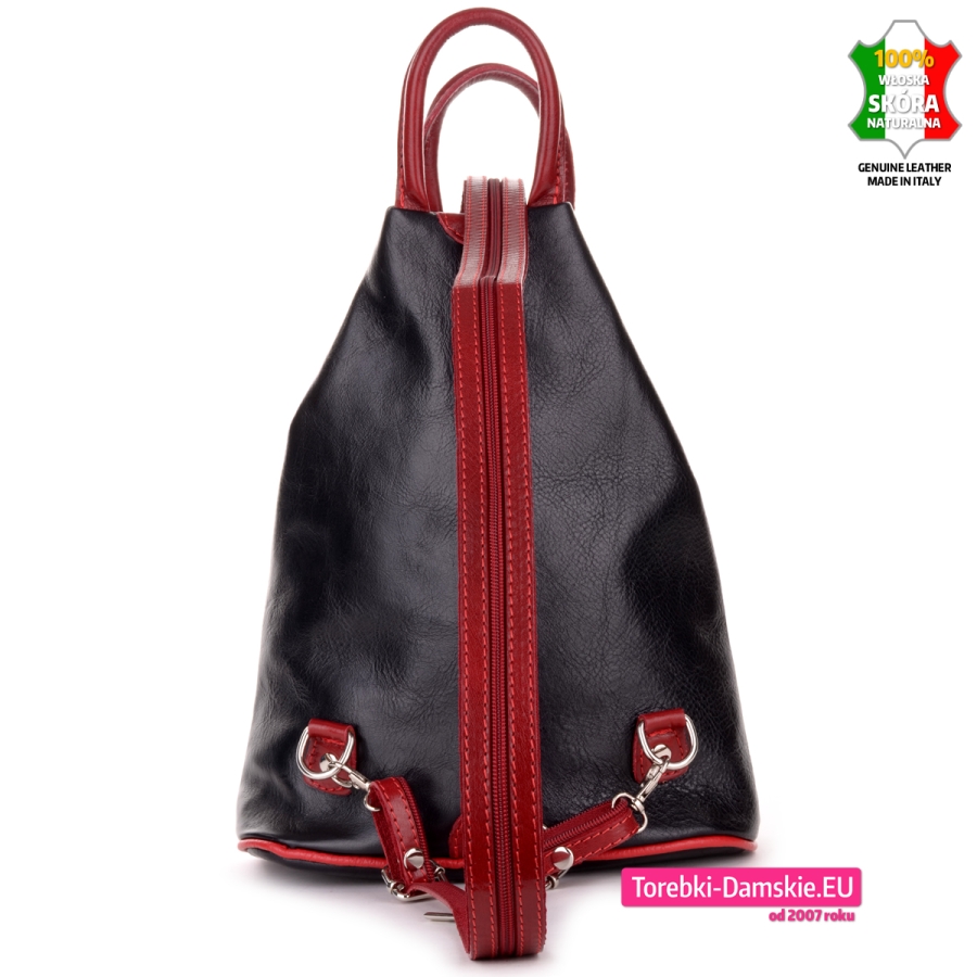 Włoski czarny plecak damski z czerwonymi elementami i spinanym paskiem