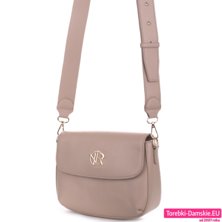 Mała beżowa pudrowa torebka listonoszka na szerokim pasku